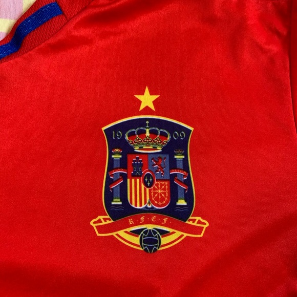 Spain International Fabregas Jersey, Men’s Large - Picture 3 of 6